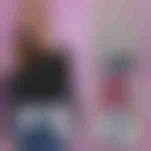 Gebreide sjaal met mouwen | KNITKA