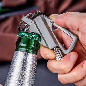 3-in-1 survival sleutelhanger | PERMAIGNITE